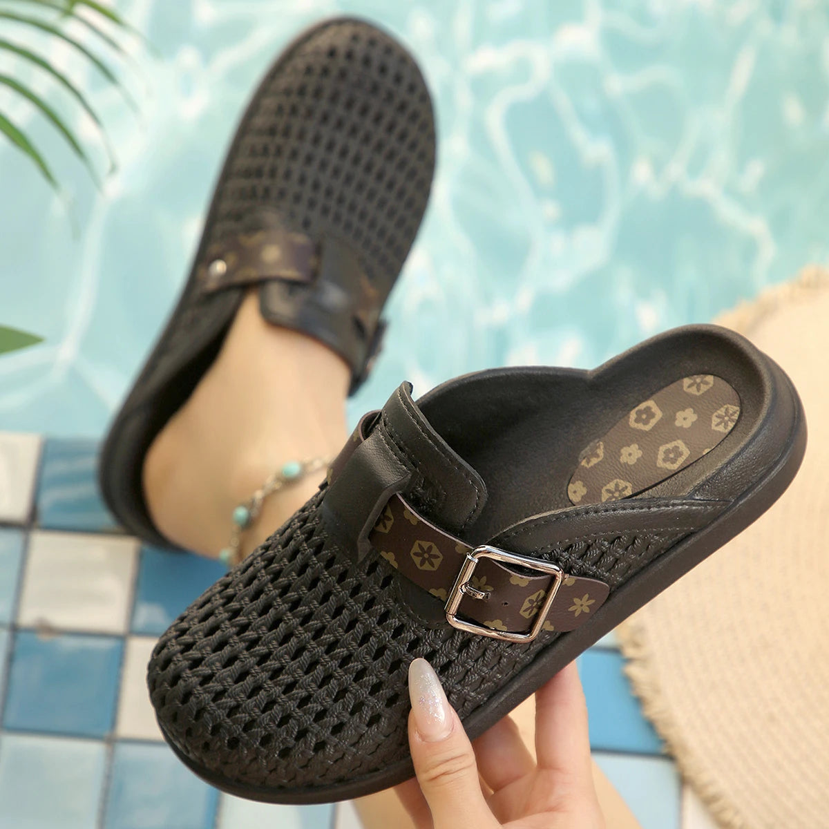 Fashion Sexy Comfortable Trendy Non-Slip Women's Slippers Closed Toe Hollow Out Mules Buckle Strap Summer Shoes for Women
