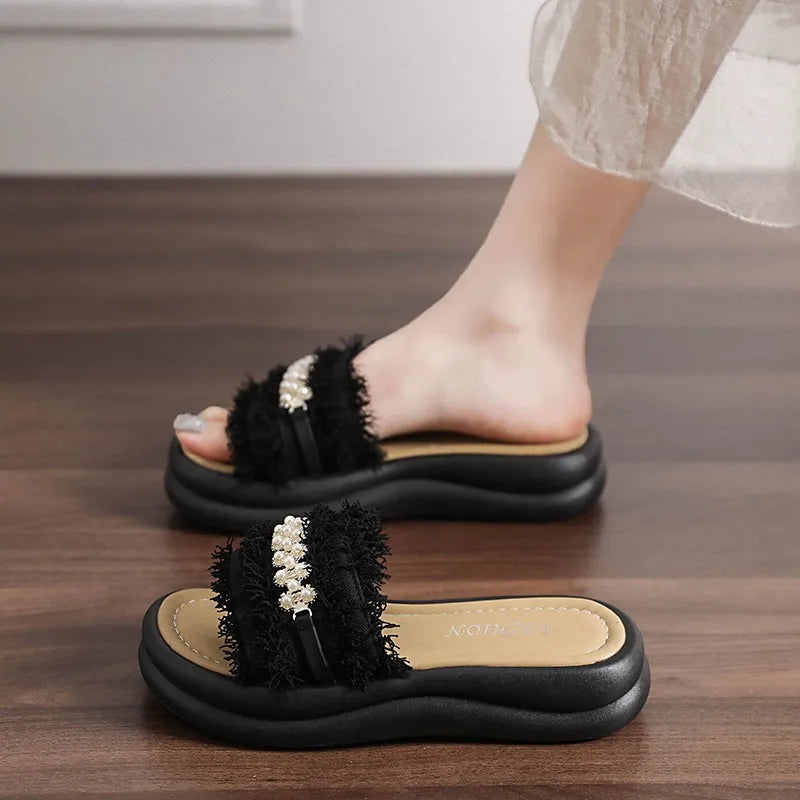 Women Fashion One Band Slippers Summer New Arrival Minimalist Versatile Lightweight Daily Outdoor Beach Sandals