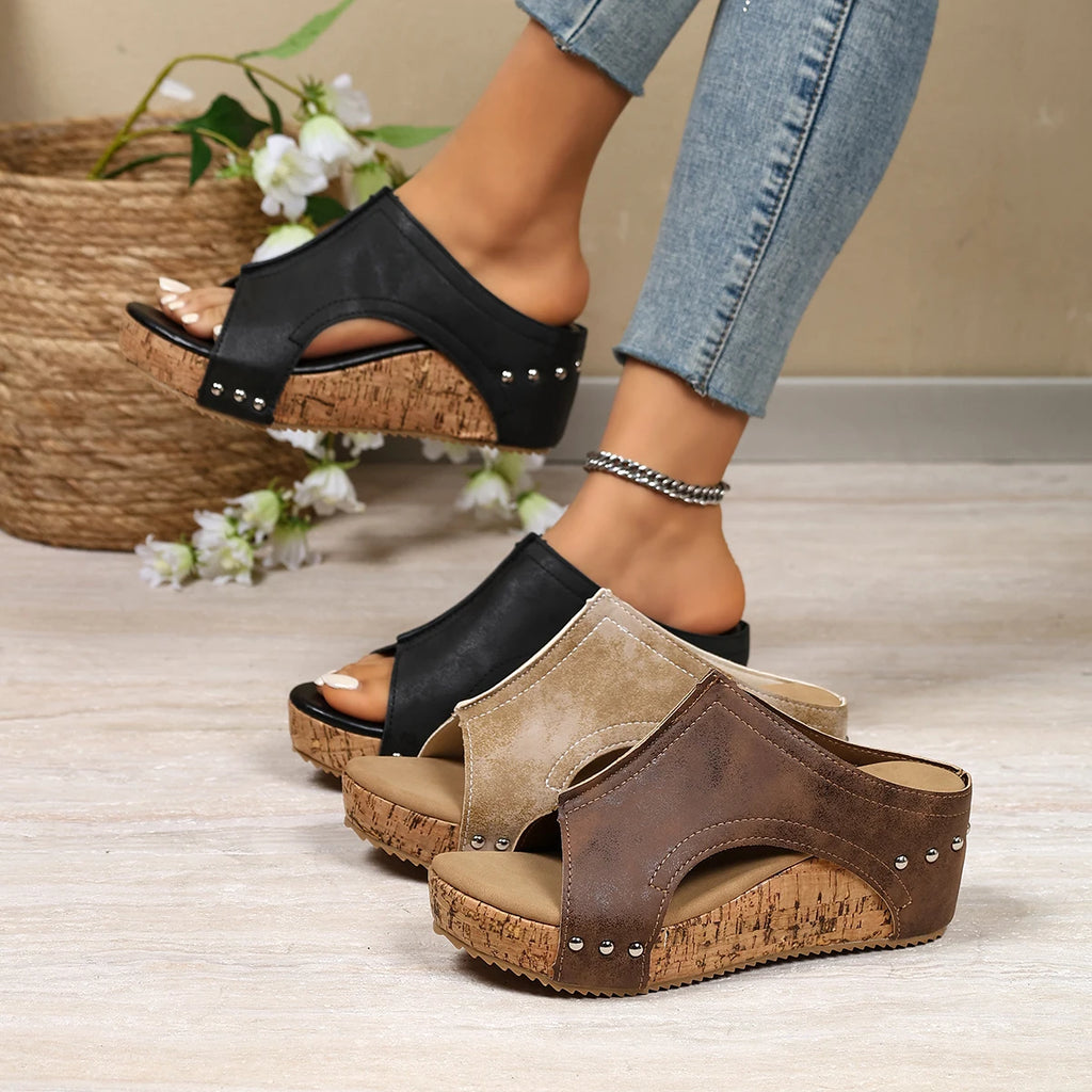*Fashionable and Sexy Banquet Hot Selling Slippers Summer New Round Toe Wedge Heel Comfortable Casual Slippers for Women