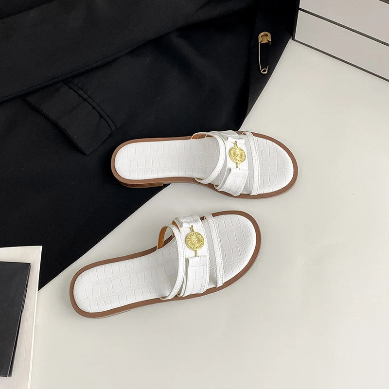 Women's Slippers2026New summer women's shoes for outdoor wear, soft-soled fashionable flat slippers for women